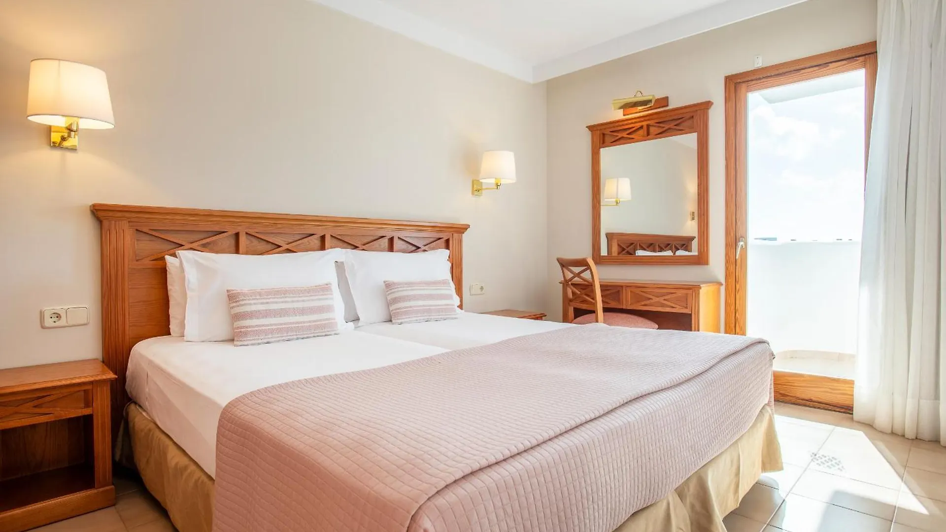 *** Aparthotel Inturotel Cala Azul Cala d'Or  Spain