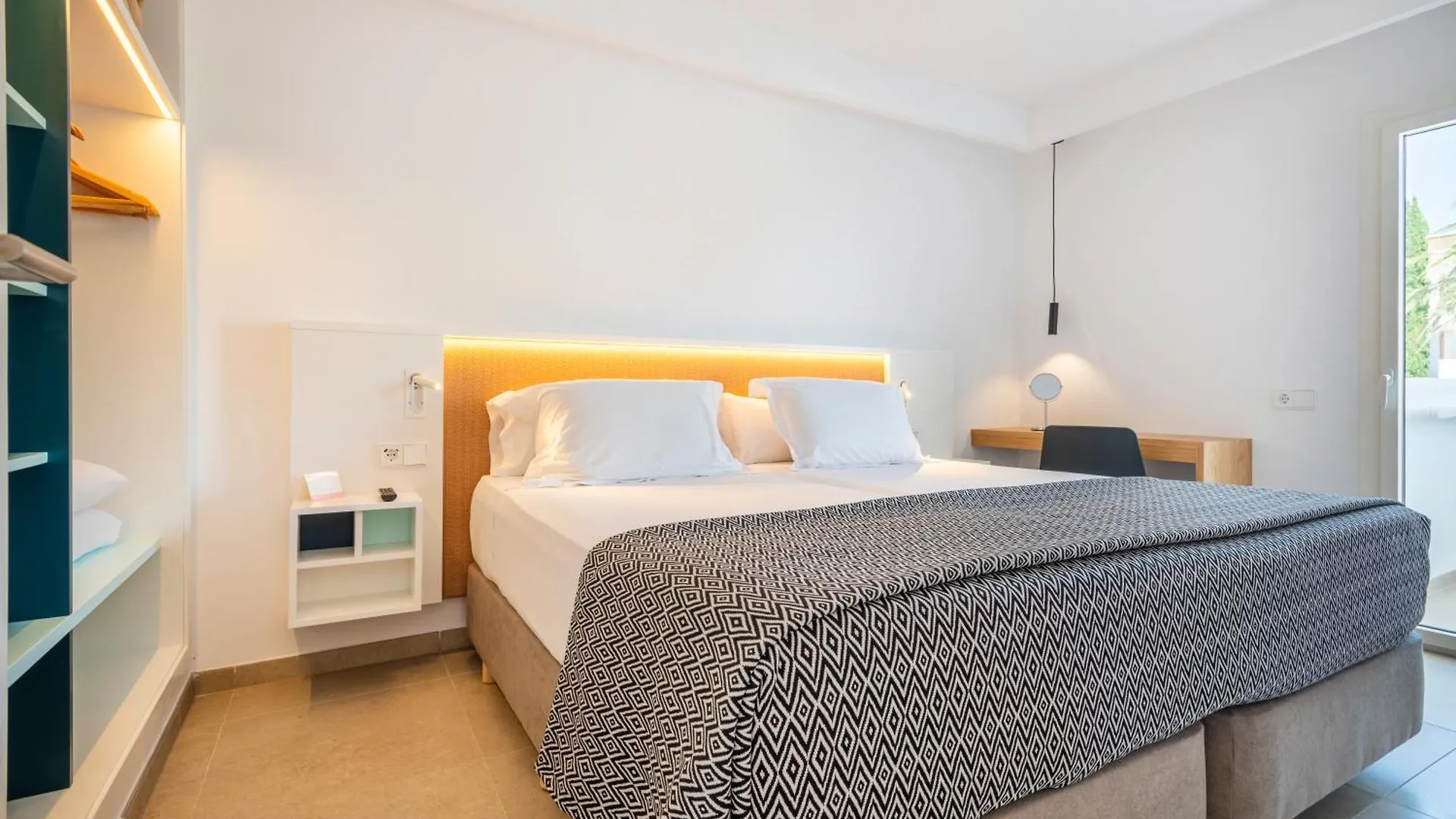 Inturotel Cala Azul Кала де Ор